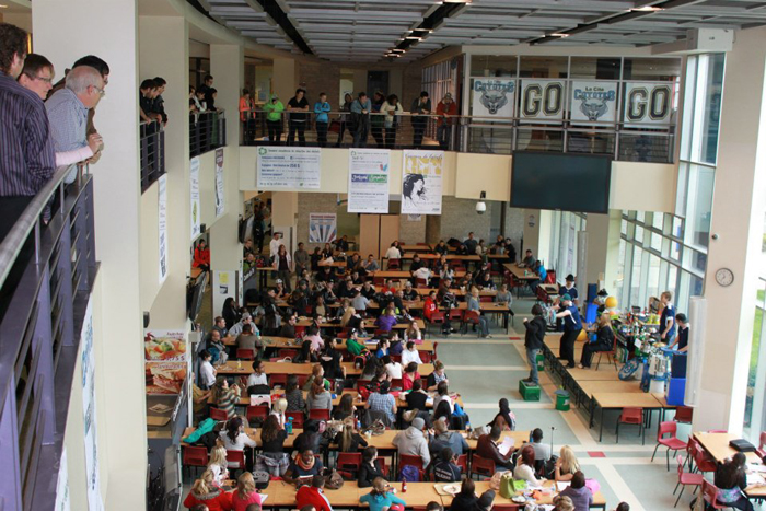 Junkyard Symphony at La Cit� Coll�giale.