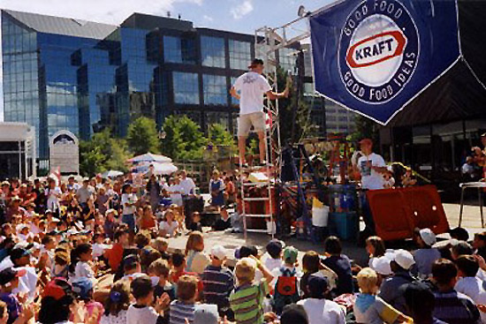 Junkyard Jonny on the Ladder of Lunacy!!
